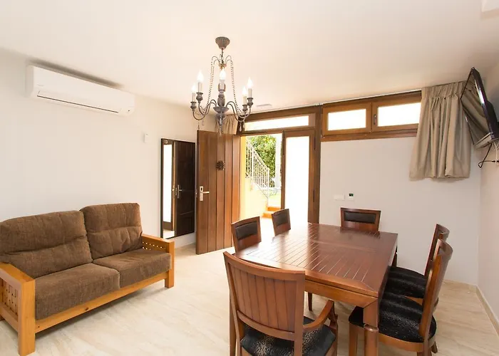 Lomas De Nyaraló Marbella