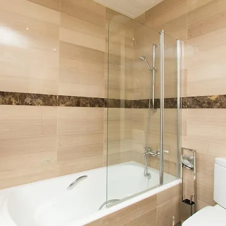 Lomas De Tatil Evi *