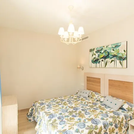 Lomas De Tatil Evi Marbella